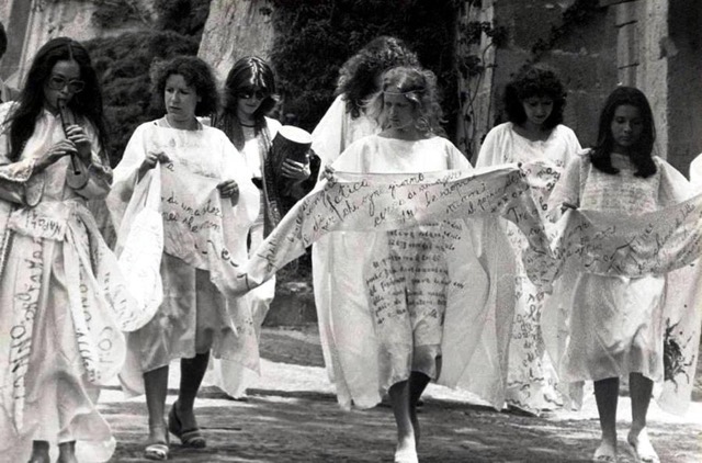 Image 3 Le Nemesiache, Poetry Festival at Gaiola, 1978 Performance documentation Courtesy of Le Nemesiache Archive and the Lina Mangiacapre Archive